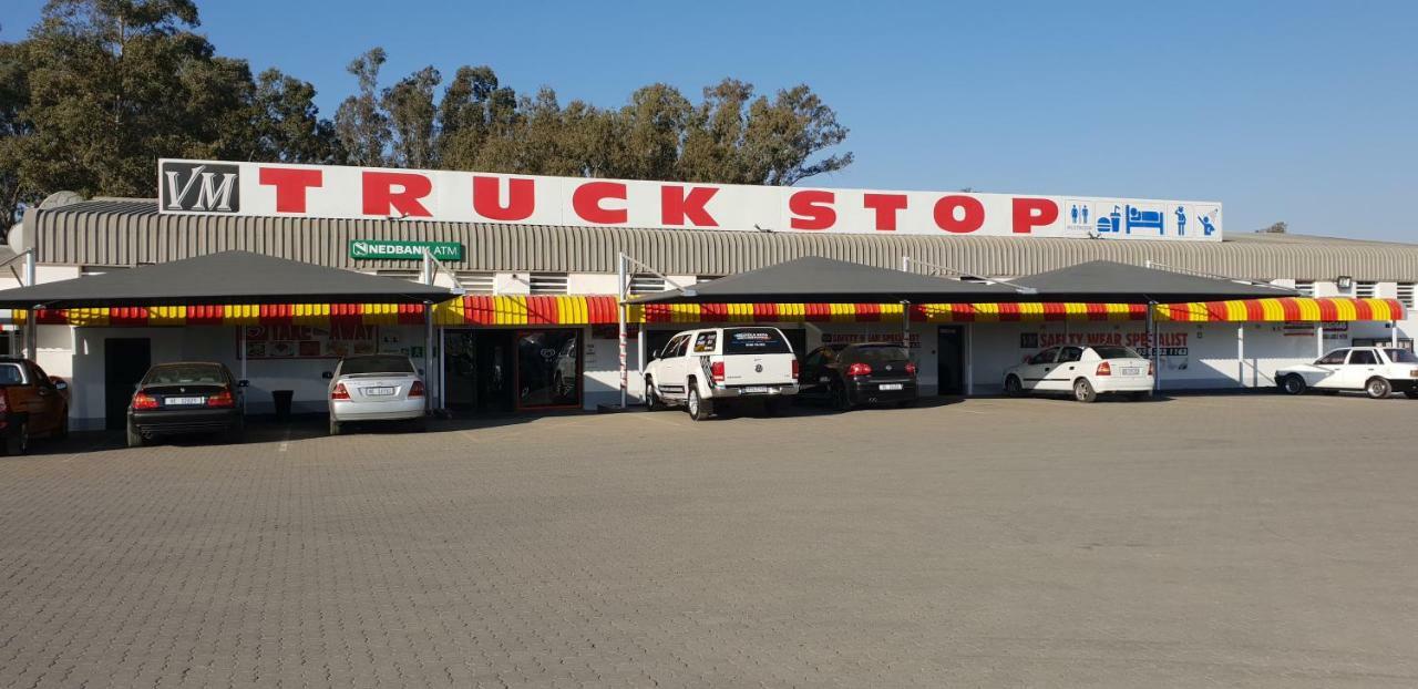 Hôtel Vm Truck Stop - Shell à Estcourt Extérieur photo
